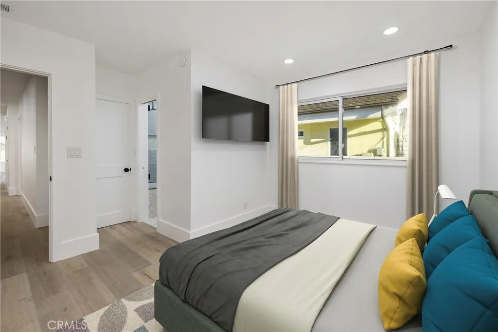 1821 Lake Street, Huntington Beach, California 92648 home-pic-11